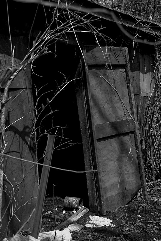 slides/shed02.jpg B&W Black and White Lac Lawrann shed02
